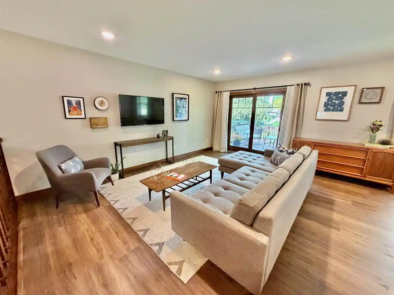 29th image of 744 Sussex Dr Dr, Janesville, WI 53546 | MLS# 2026731