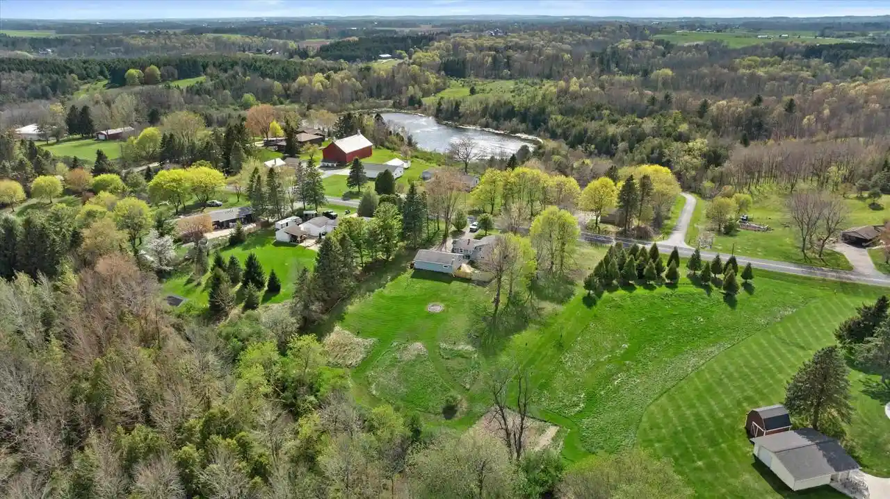 31st image of 3611 Gass Lake Road Road, Manitowoc, WI 54220 | MLS# 50328114