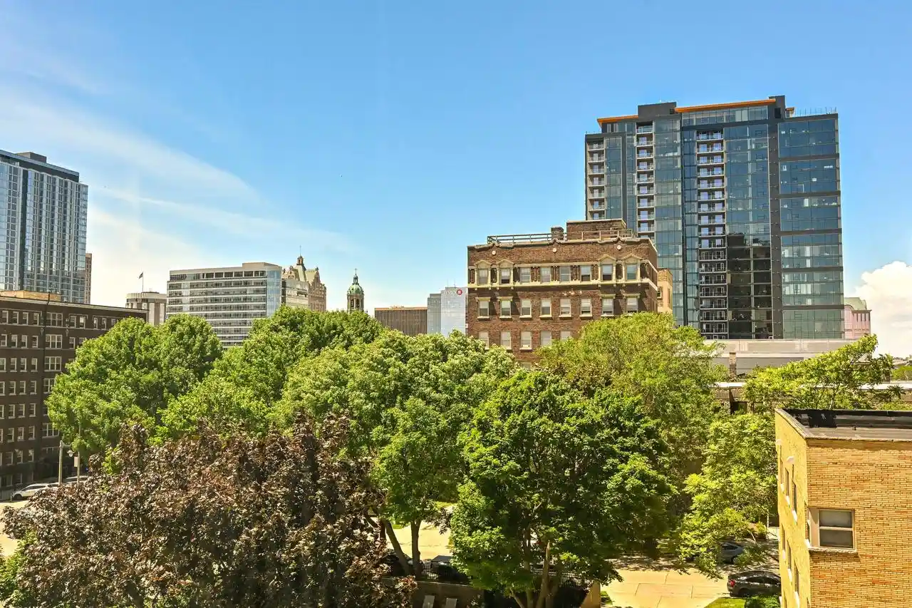 Homes for sale in Milwaukee, WI | 929 N Astor Street Street #403, Milwaukee, WI 53202 | MLS# 1969058