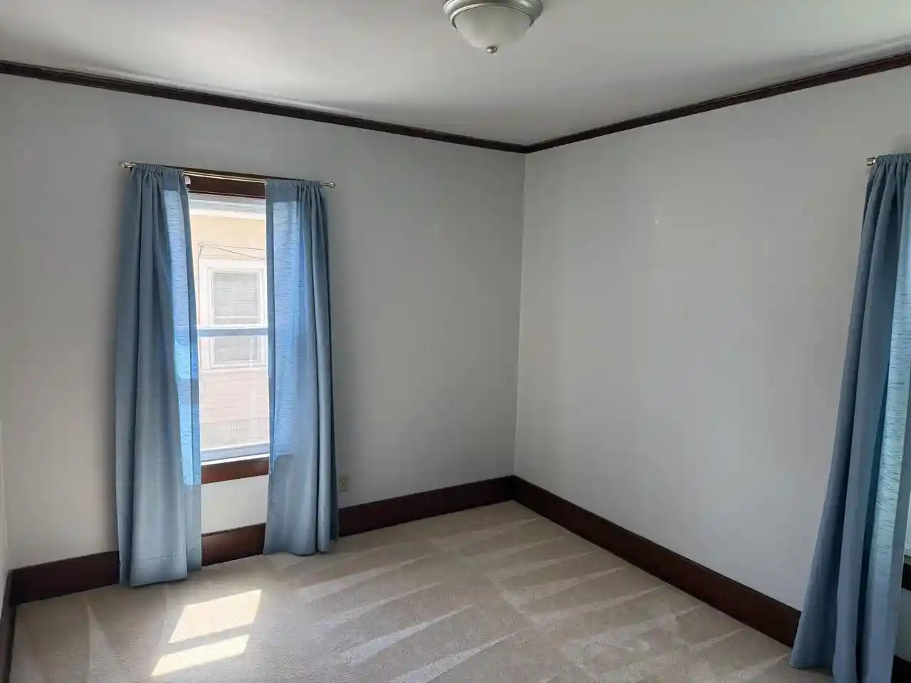 2nd image of 117 23rd Avenue Avenue, Oshkosh, WI 54902 | MLS# 50328120