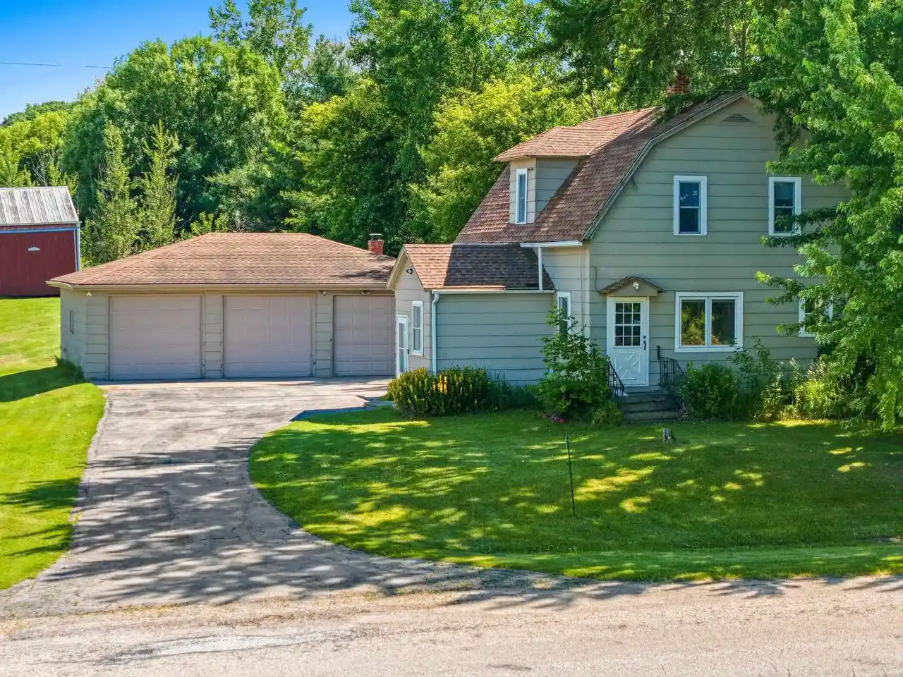Homes for sale in Luxemburg, WI | 6104 Bader Road Road, Luxemburg, WI 54217 | MLS# 50328125