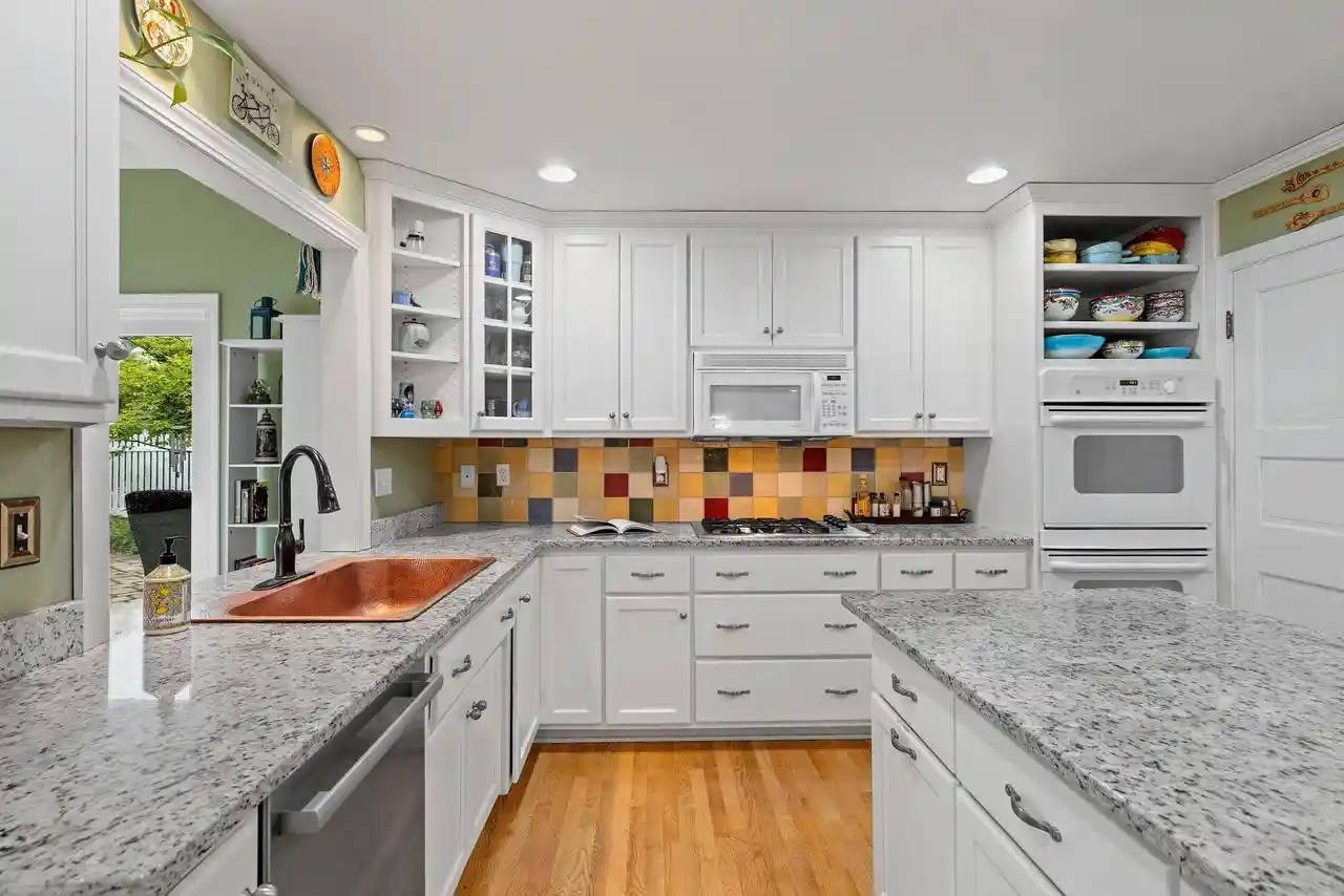 4th image of 356 Warren Court Court, Green Bay, WI 54301 | MLS# 50328138