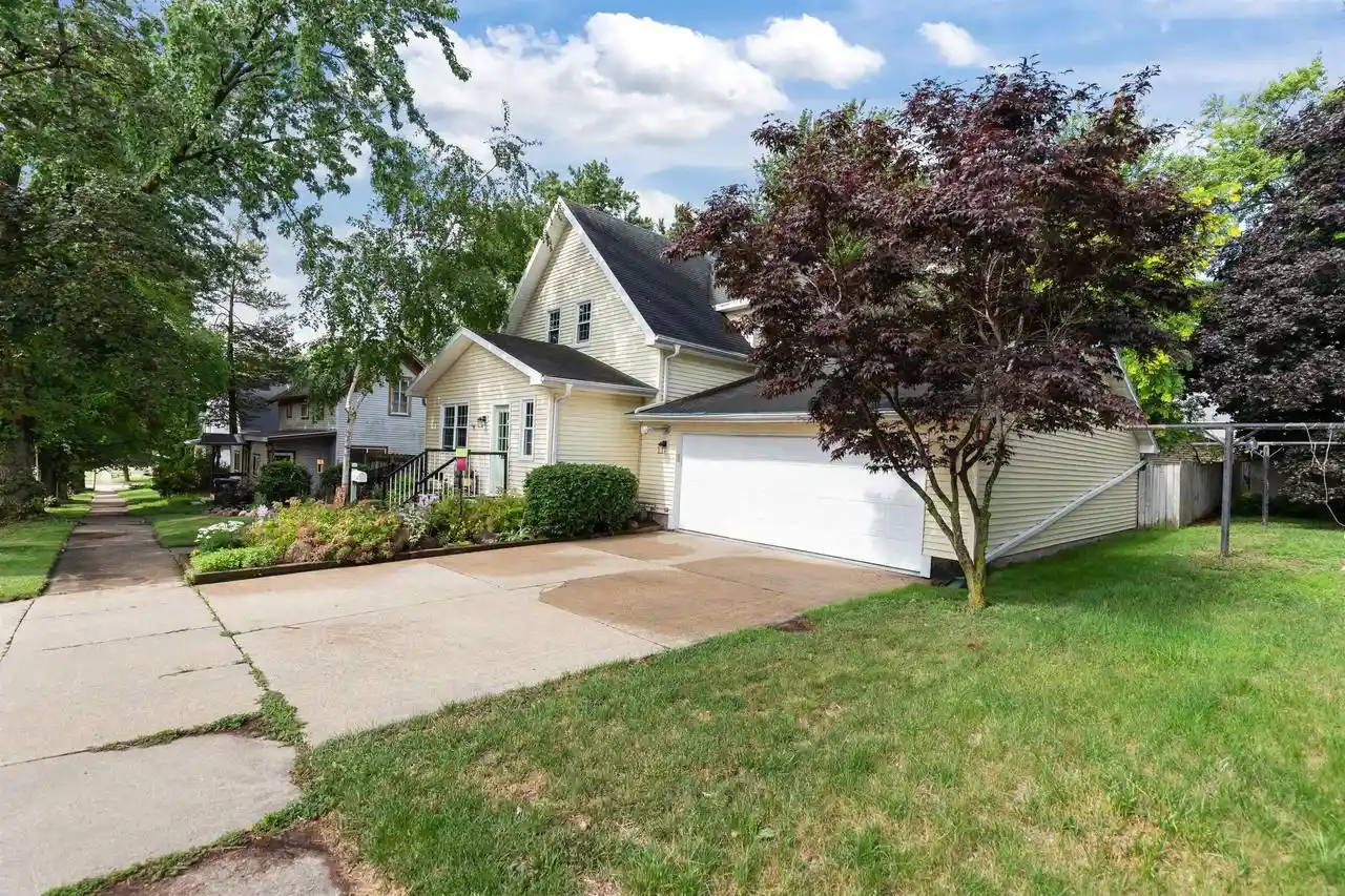 Homes for sale in Berlin, WI | 175 Spring Street Street, Berlin, WI 54923 | MLS# 50328132