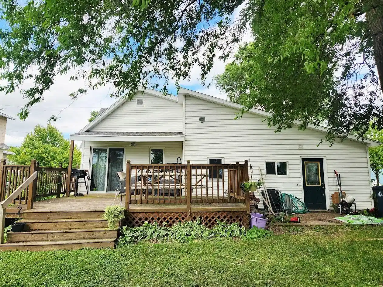 2nd image of 428 Cedar Street Street, Fond Du Lac, WI 54935 | MLS# 50328145