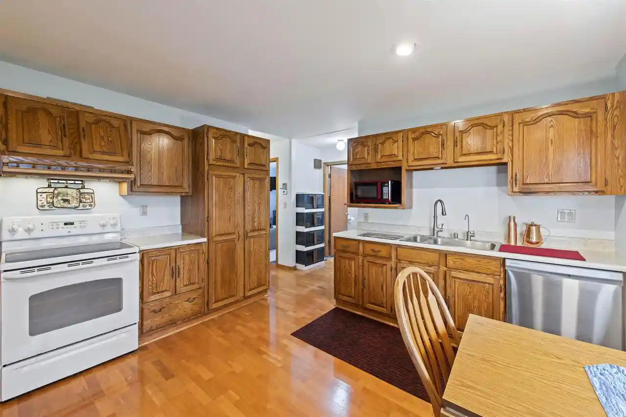 Photo 4 of Single family home for sale at 7890 County Road Y, Oconto, WI 54153 | MLS# 50328142 | Listing updated on 2026-10-09