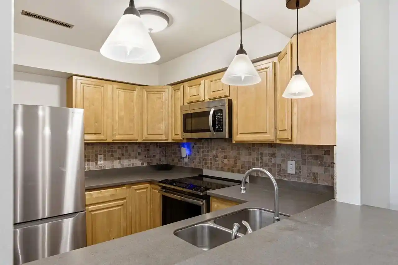 Listing Photo 4 - Condo for sale in building located at 2233 Luann Ln Ln, Madison, WI 53713 - Unit #5