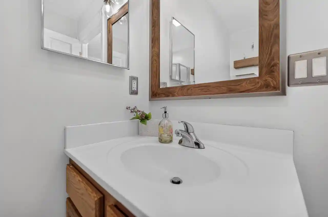 5th image of 360 W Washington Avenue Avenue #603, Madison, WI 53703 | MLS# 2026756