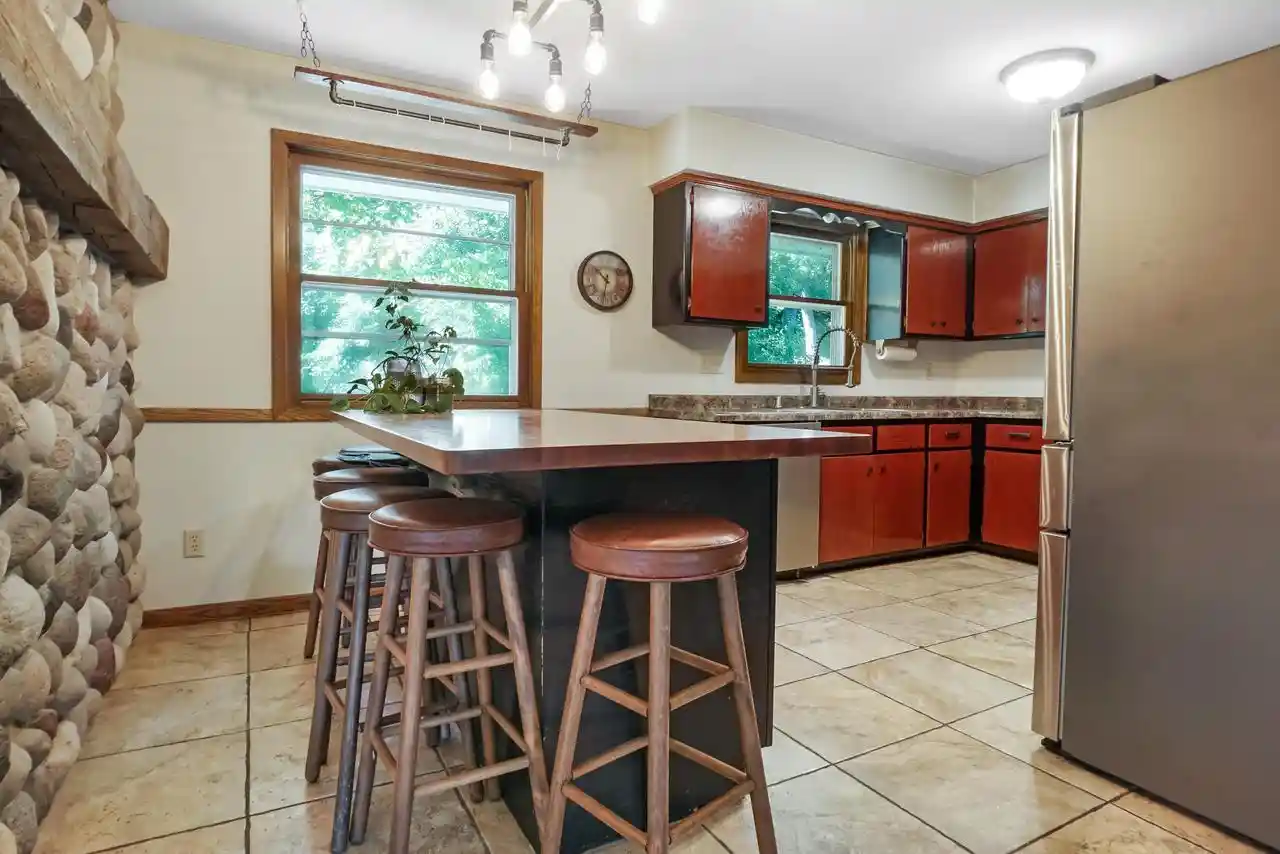 2nd image of N105w21215 Oak Lane Lane, Germantown, WI 53022 | MLS# 1969080