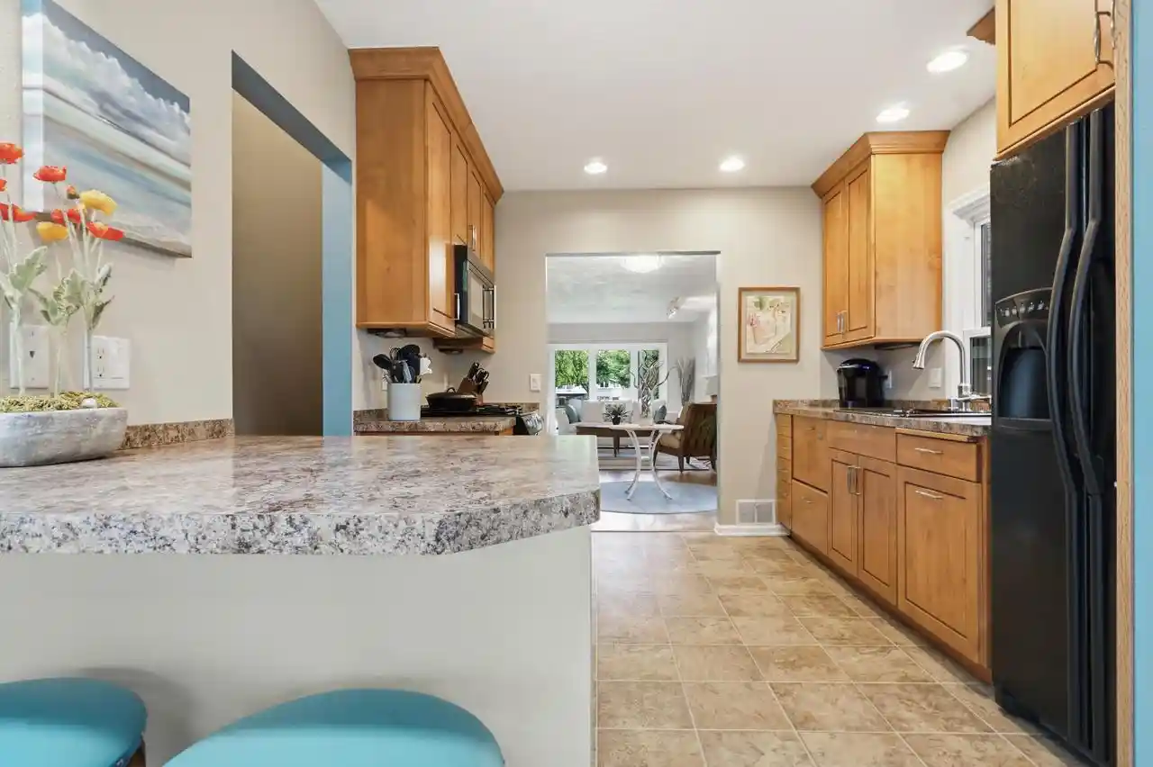Photo 3 of Single family home for sale at 3929 S Lake Dr Dr, Saint Francis, WI 53235 | MLS# 1969084 | Listing updated on 2026-09-11
