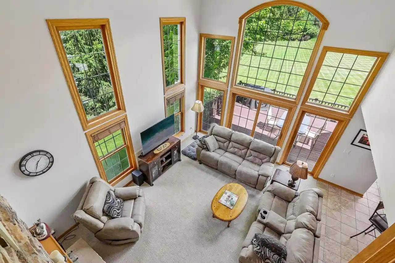 4th image of N63W27176 Maple Street Street, Sussex, WI 53089 | MLS# 1969105