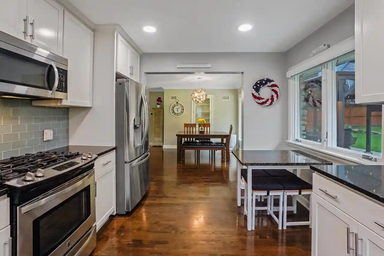 Homes for sale in Wauwatosa, WI | 12001 W Underwood Parkway Parkway, Wauwatosa, WI 53226 | MLS# 1969106