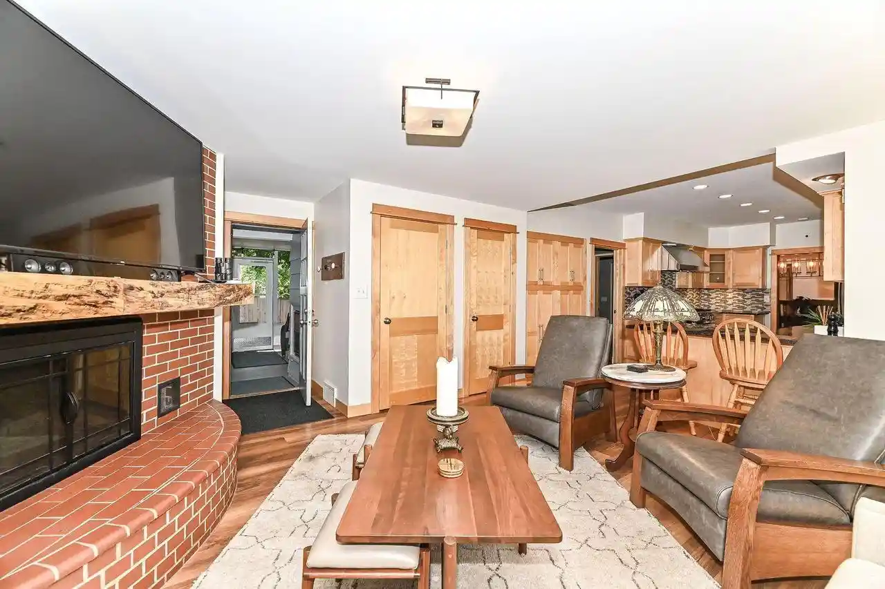 2nd image of 341 S Kane Street Street, Burlington, WI 53105 | MLS# 1969122