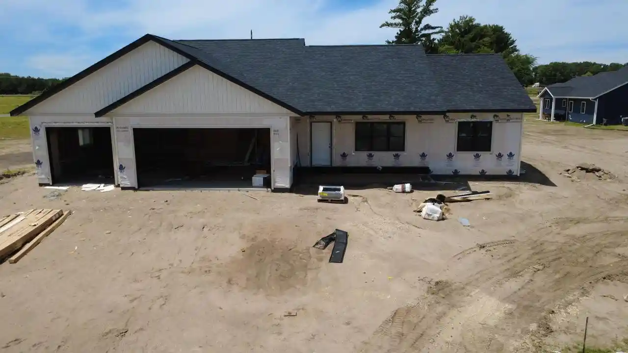 2nd image of 1140 American Dr Dr, Holmen, WI 54636 | MLS# 1969140