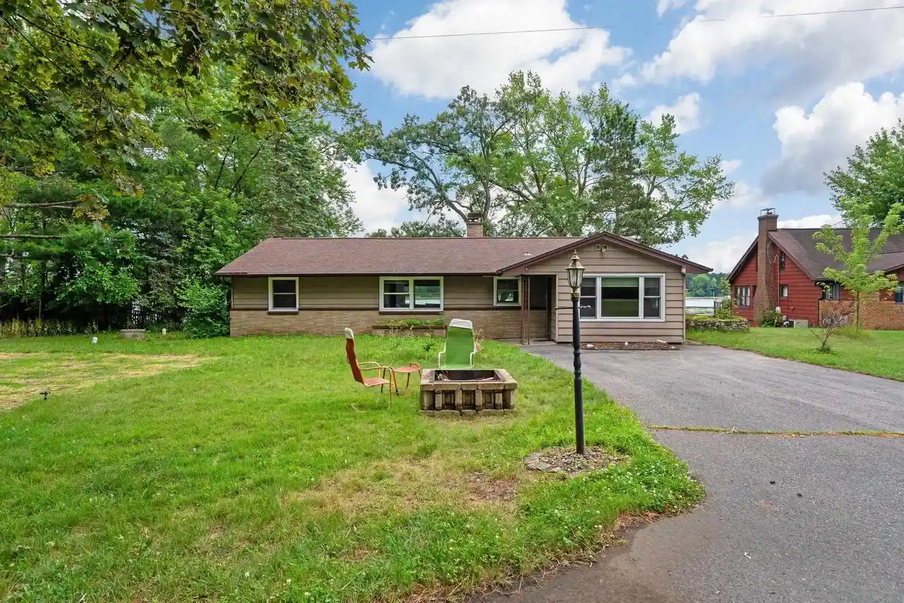 4th image of W4043 County Rd C Road Road, Montello, WI 53949 | MLS# 2026777