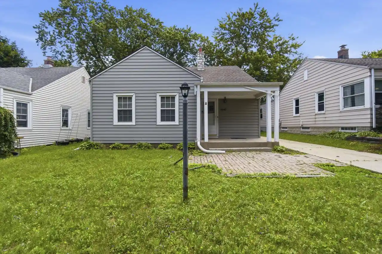 Homes for sale in Whitefish Bay, WI | 4640 N Woodruff Avenue Avenue, Whitefish Bay, WI 53211 | MLS# 1969153
