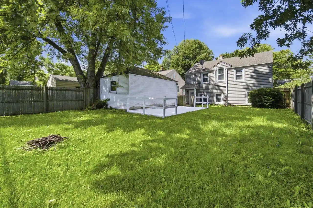 Homes for sale in Whitefish Bay, WI | 4640 N Woodruff Avenue Avenue, Whitefish Bay, WI 53211 | MLS# 1969153