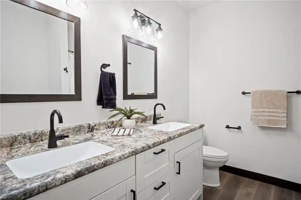 image of 3335 Sunflower Lane Lane, Eau Claire, WI 54703 | MLS# 1602581