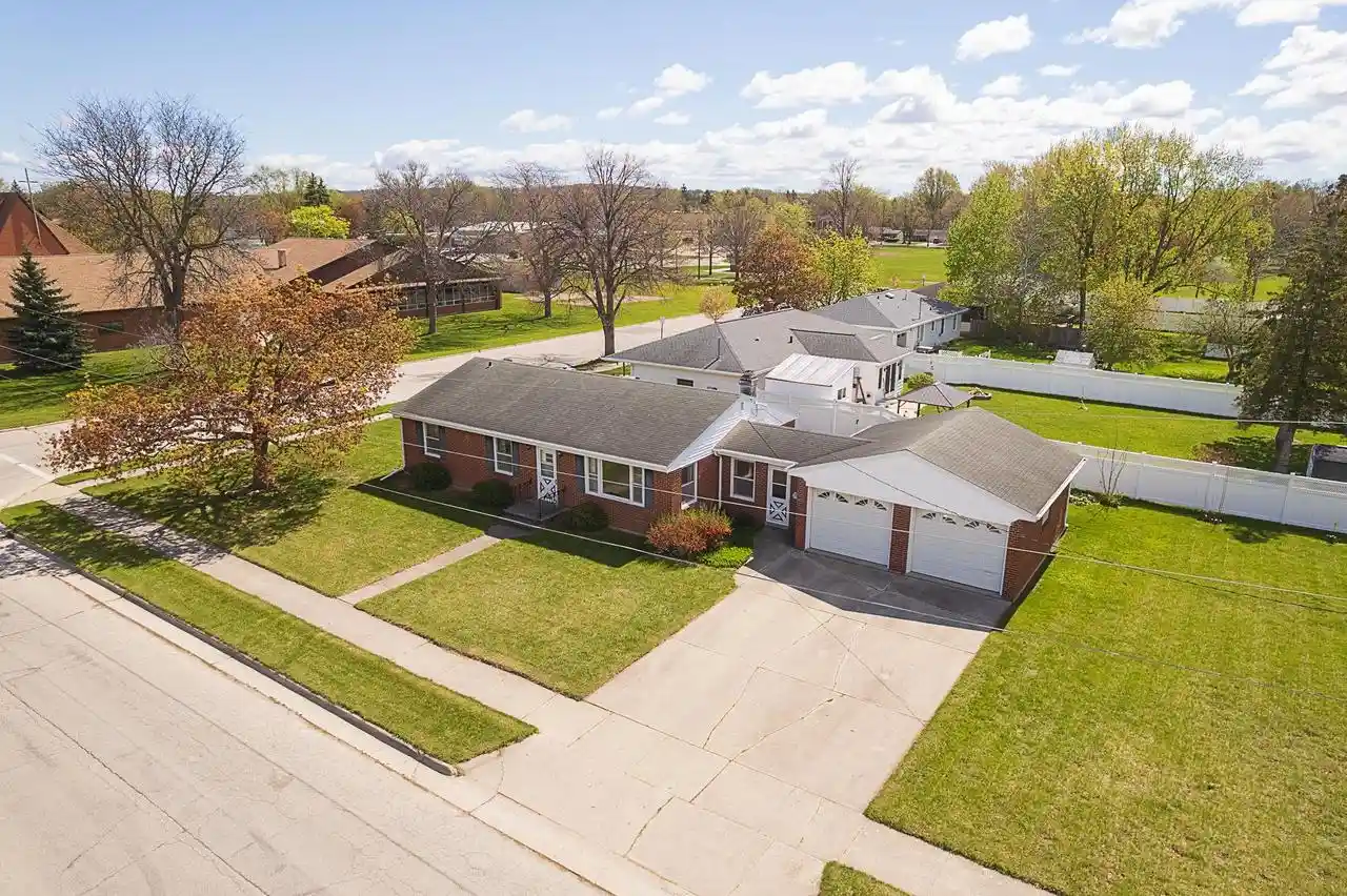 Photo 2 of Single family home for sale at 1013 Schwartz Street Street, Green Bay, WI 54302 | MLS# 50328180 | Listing updated on 2026-08-25
