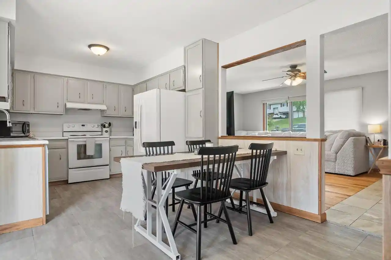 33rd image of 734 Juline Way Way, Onalaska, WI 54650 | MLS# 1969182