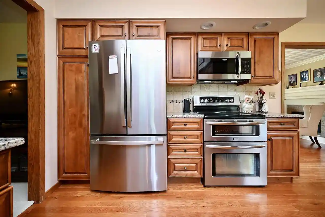 2nd image of 1617 Circle Dr Dr, Winona, MN 55987 | MLS# 1969176