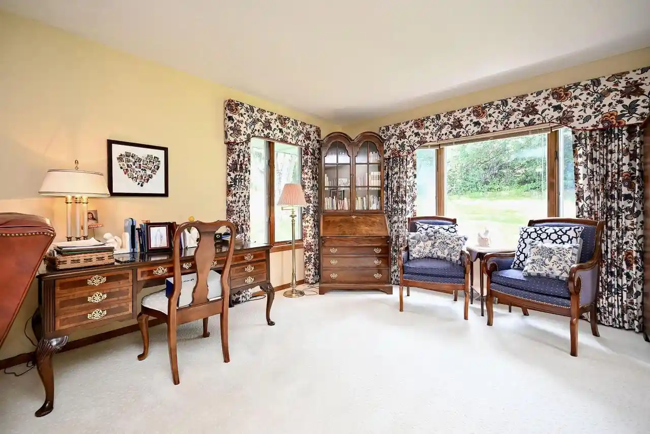 4th image of 1617 Circle Dr Dr, Winona, MN 55987 | MLS# 1969176