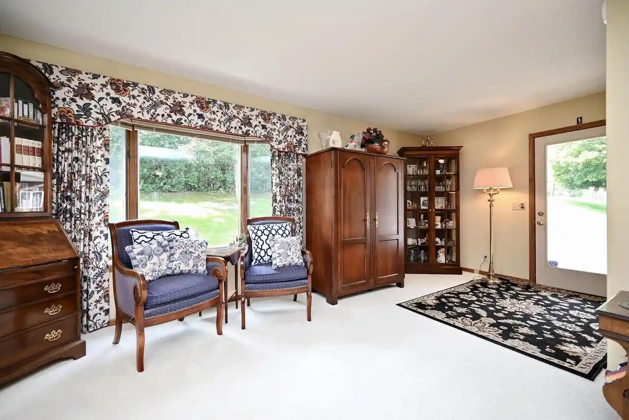 5th image of 1617 Circle Dr Dr, Winona, MN 55987 | MLS# 1969176
