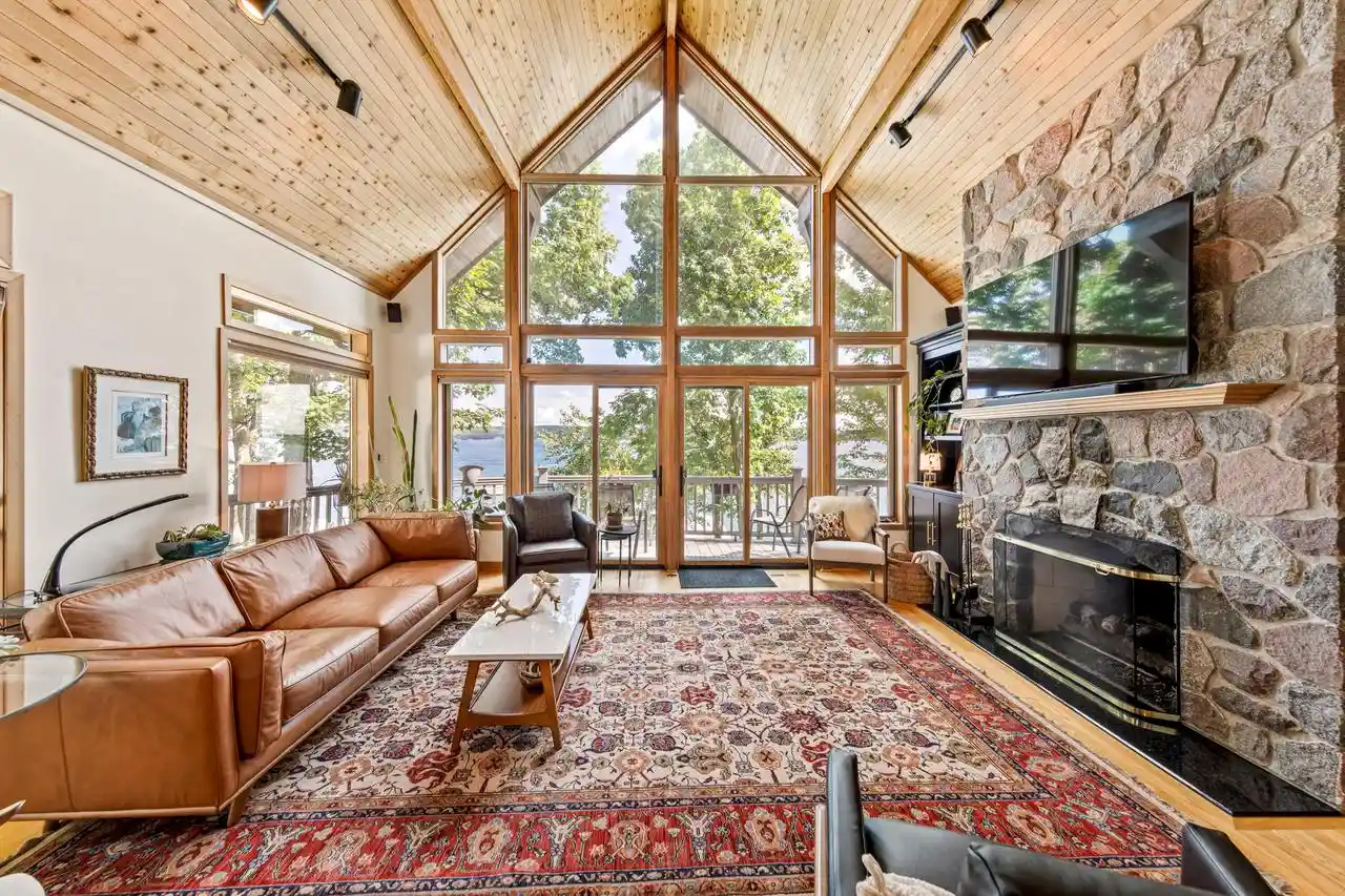 Photo 3 of Single family home for sale at 4 Dartmouth Road Road, Williams Bay, WI 53191 | MLS# 1969177 | Listing updated on 2026-09-15