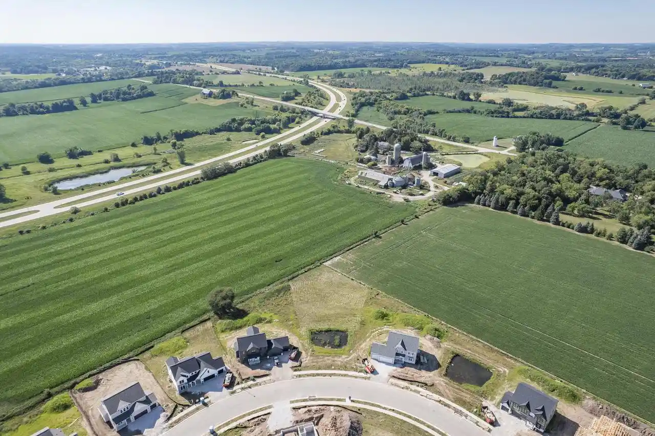 4th image of 1734 Switchgrass Street Street, Oconomowoc, WI 53066 | MLS# 1969185