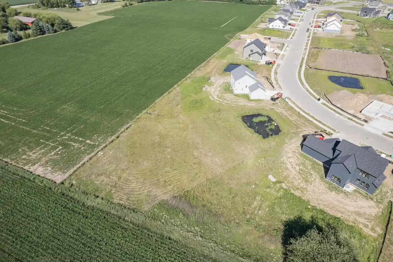 15th image of 1734 Switchgrass Street Street, Oconomowoc, WI 53066 | MLS# 1969185