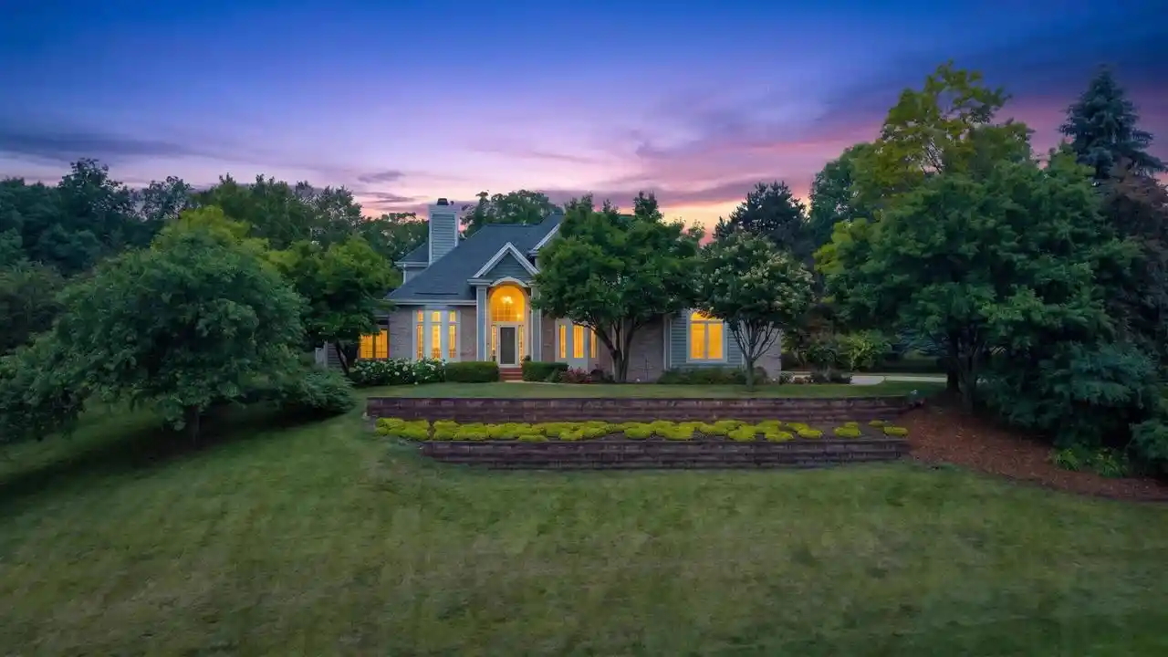 1st image of 1411 Windy Knoll Dr Dr, Hubertus, WI 53033 | MLS# 1969205