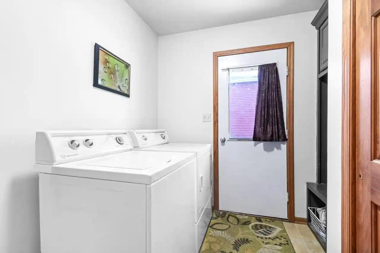 2nd image of N172w20516 Hazelwood Lane Lane, Jackson, WI 53037 | MLS# 1969209