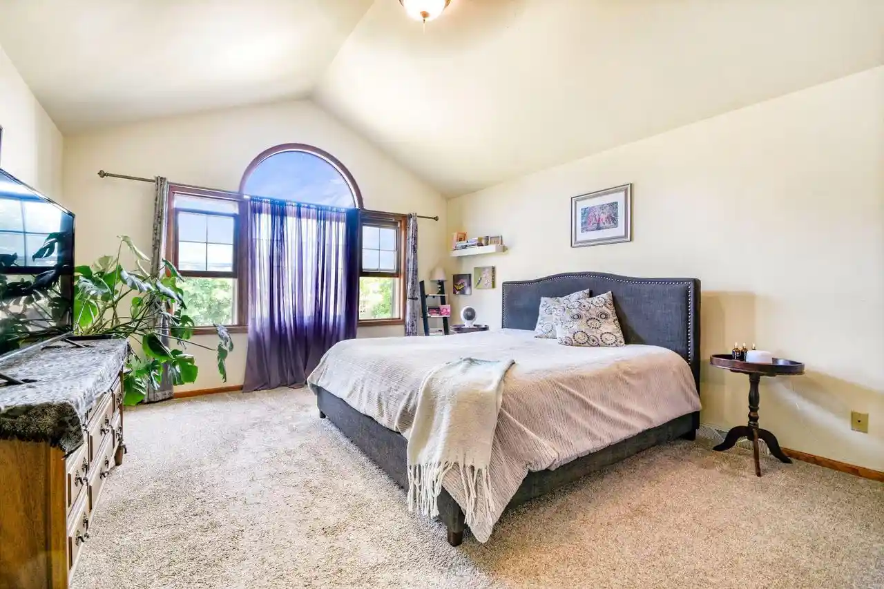 3rd image of N172W20516 Hazelwood Lane Lane, Jackson, WI 53037 | MLS# 1969209