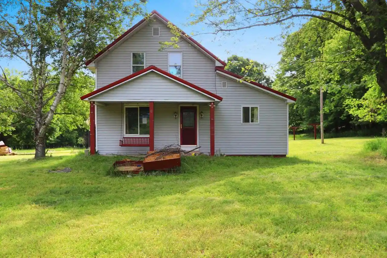 Homes for sale in Gillett, WI | 5638 County Road Bb, Gillett, WI 54124 | MLS# 50328172