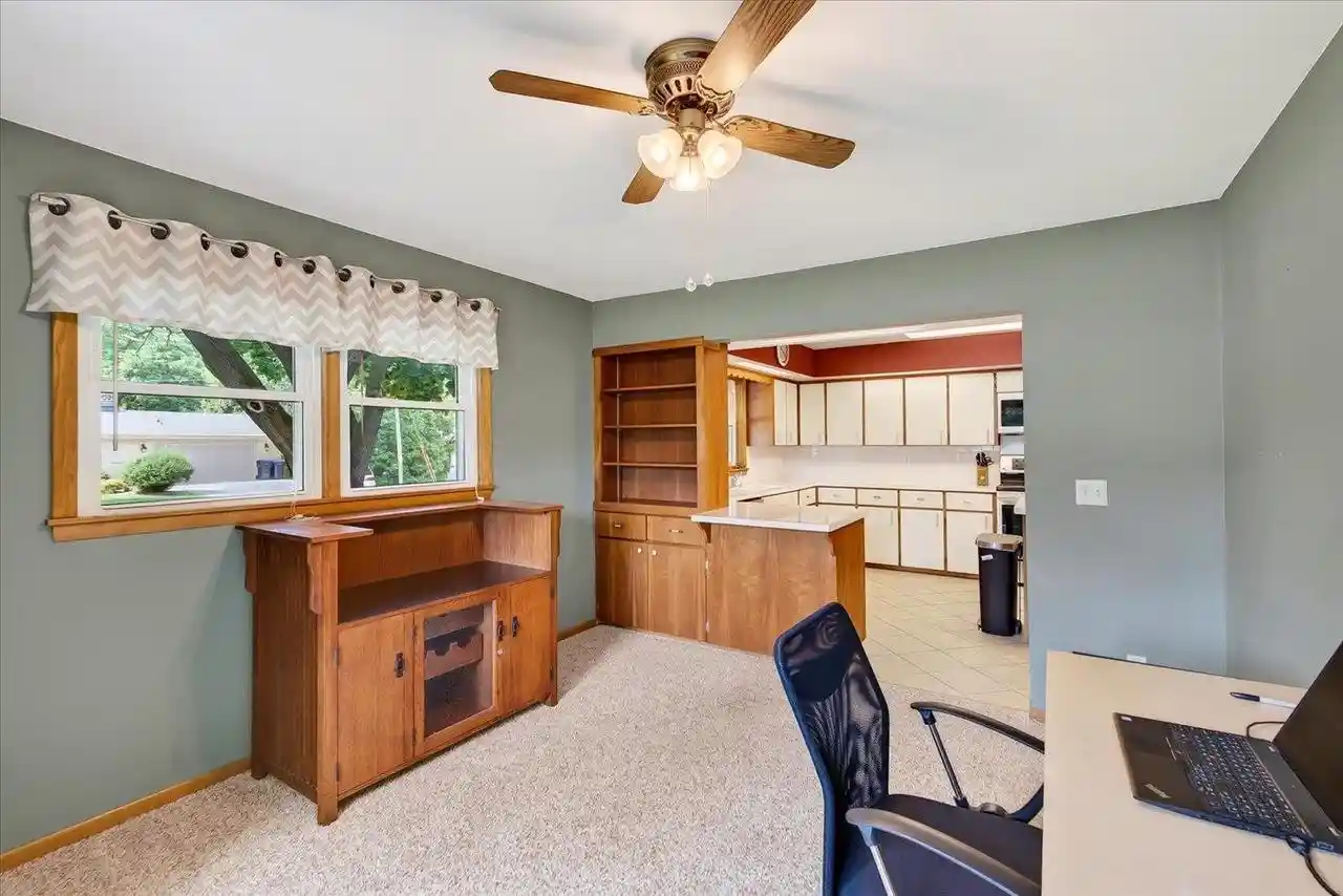 2nd image of 78 S Harmony Dr Dr, Janesville, WI 53545 | MLS# 2026806