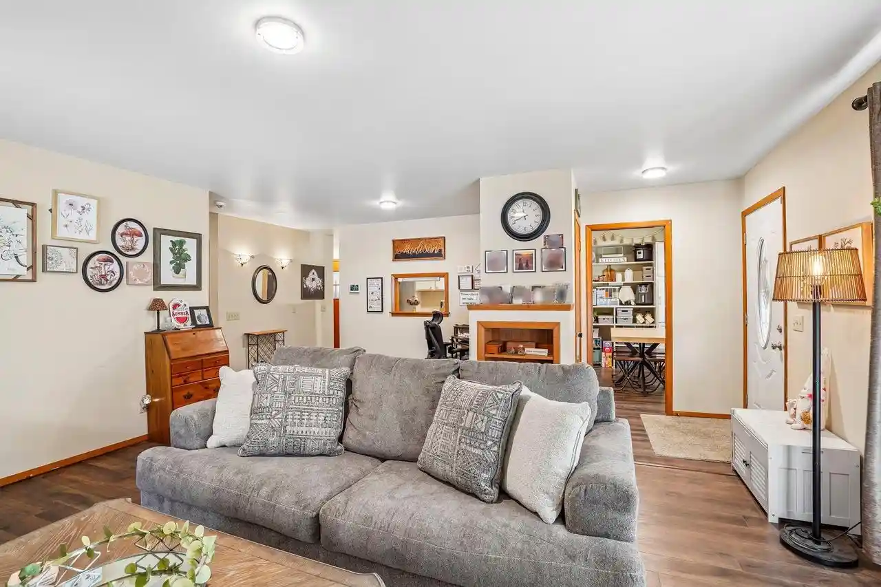 4th image of 4526 Anniversary Lane Lane, Madison, WI 53704 | MLS# 2026804