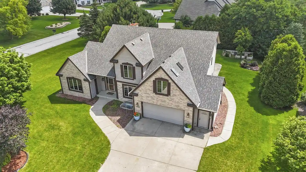 1st image of 13600 W Eagle Trace Trace Trace, New Berlin, WI 53151 | MLS# 1969226