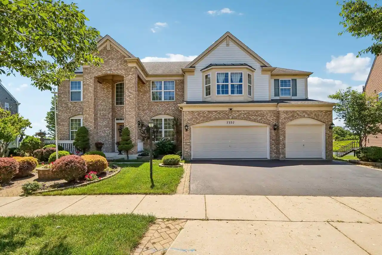 1st image of 7327 147 Avenue Avenue, Kenosha, WI 53142 | MLS# 1969235