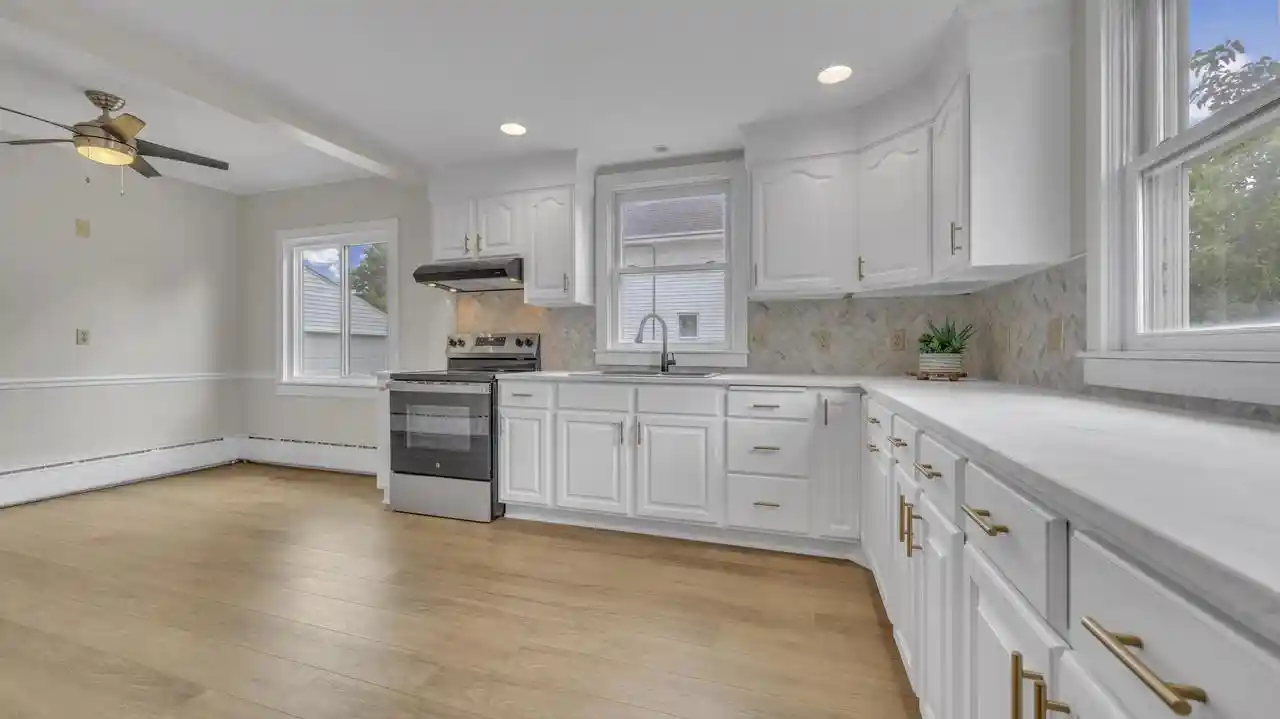 5th image of 121 Cedar Street Street, Sheboygan Falls, WI 53085 | MLS# 1969240