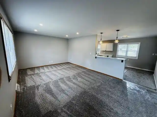 5th image of N92W17274 Forest Dr Dr, Menomonee Falls, WI 53051 | MLS# 1969243
