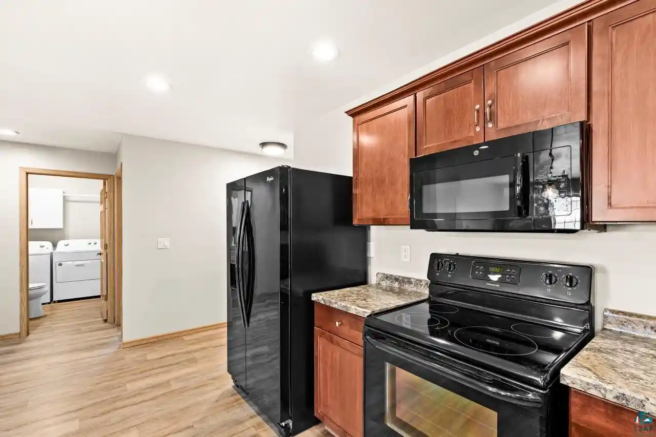 3rd image of 2227 Bardon Ave Ave, Superior, WI 54880 | MLS# 6126369