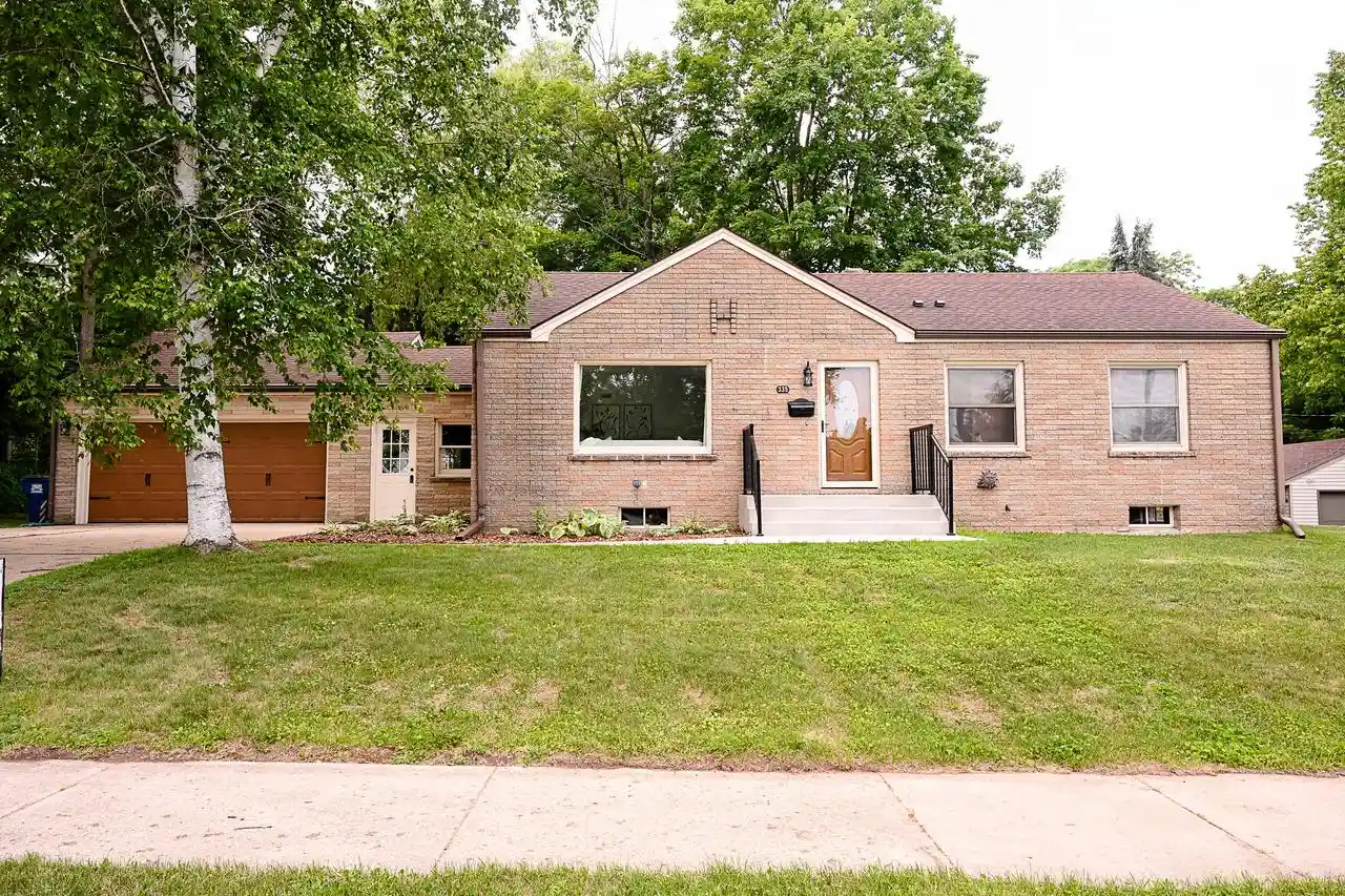 Homes for sale in Port Washington, WI | 335 S High Street Street, Port Washington, WI 53074 | MLS# 1969250
