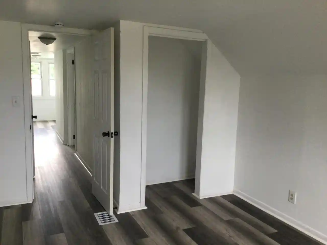 Photo 3 of Single family home for sale at 2013 Kearney Avenue Avenue, Racine, WI 53403 | MLS# 1969257 | Listing updated on 2026-09-18