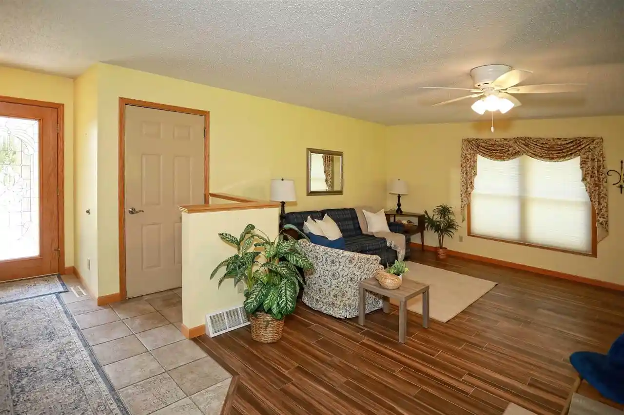 3rd image of 1424 Oxbow Road Road, Stevens Point, WI 54482 | MLS# 22602951
