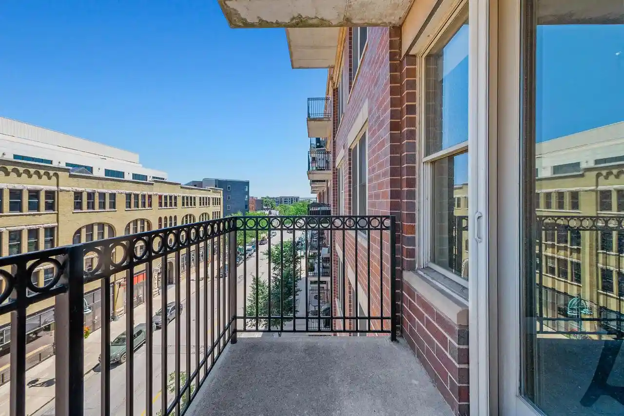 2nd image of 102 N Water Street Street #501, Milwaukee, WI 53202 | MLS# 1969260