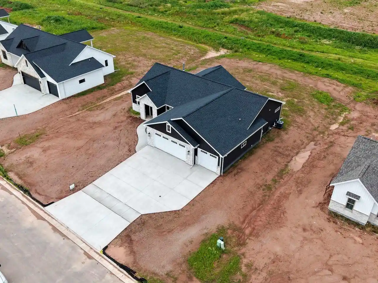 4th image of 1607 Torchwood Trail Trail, De Pere, WI 54115 | MLS# 50328216