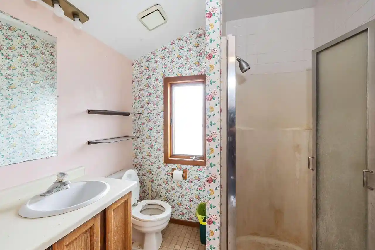 Homes for sale in La Crosse, WI | 2512 Travis Street Street, La Crosse, WI 54601 | MLS# 1969266