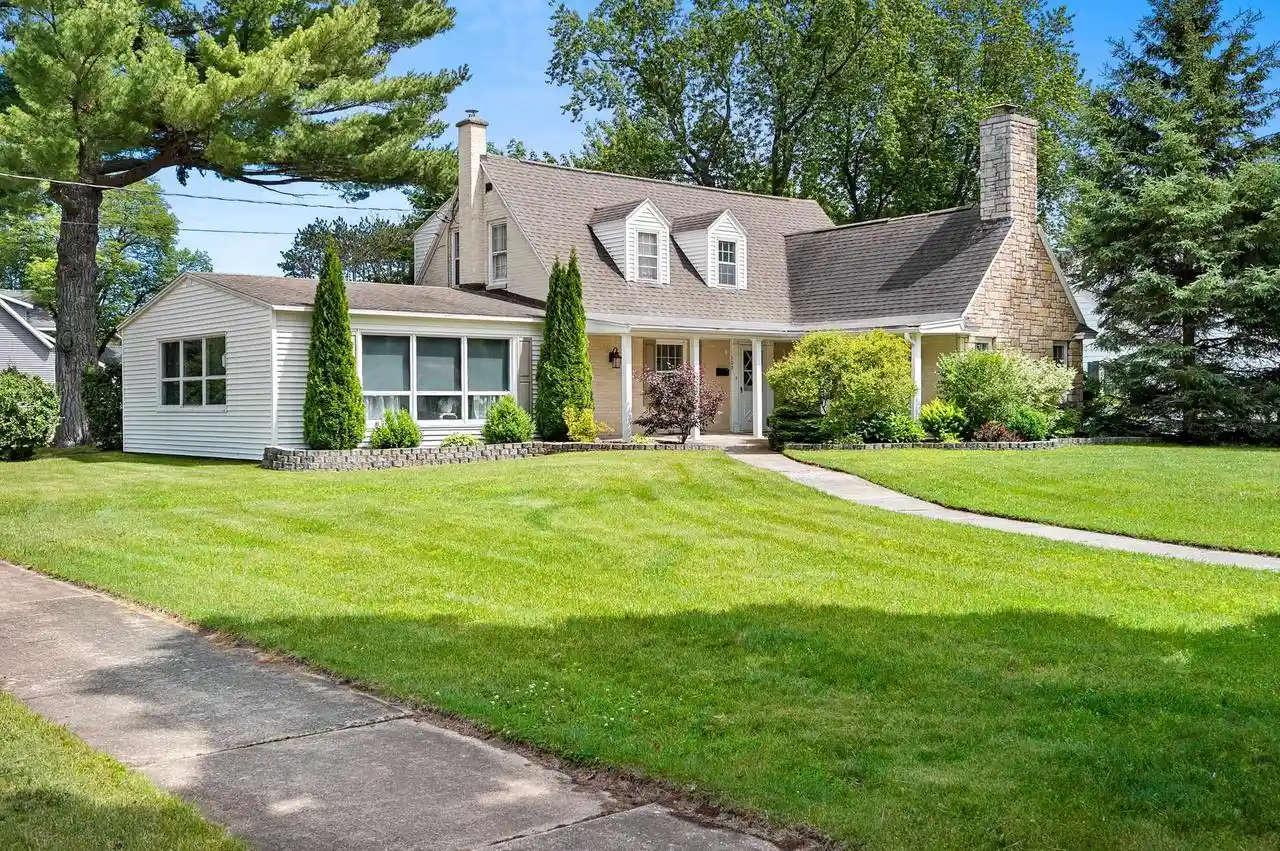 1st image of 300 E Front Street Street, Peshtigo, WI 54157 | MLS# 50328215