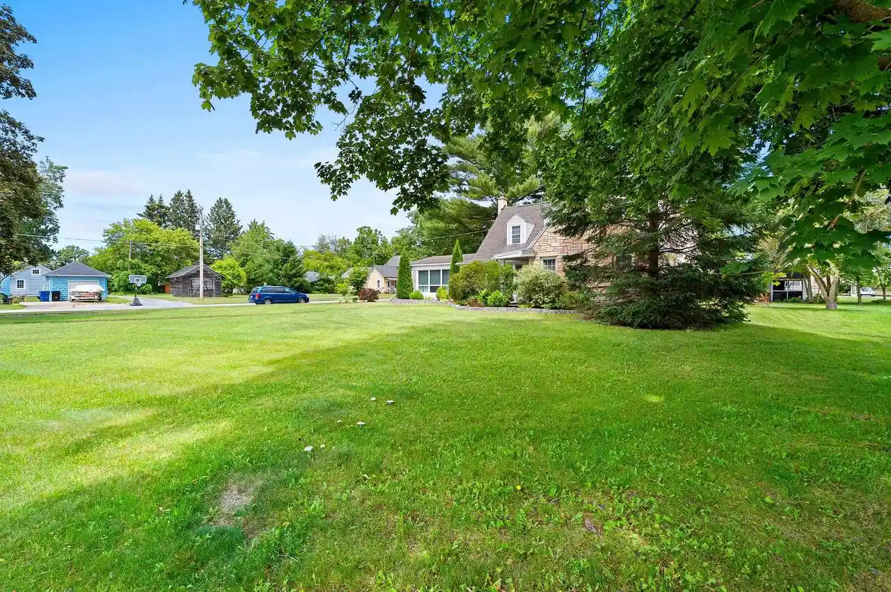 78th image of 300 E Front Street Street, Peshtigo, WI 54157 | MLS# 50328215