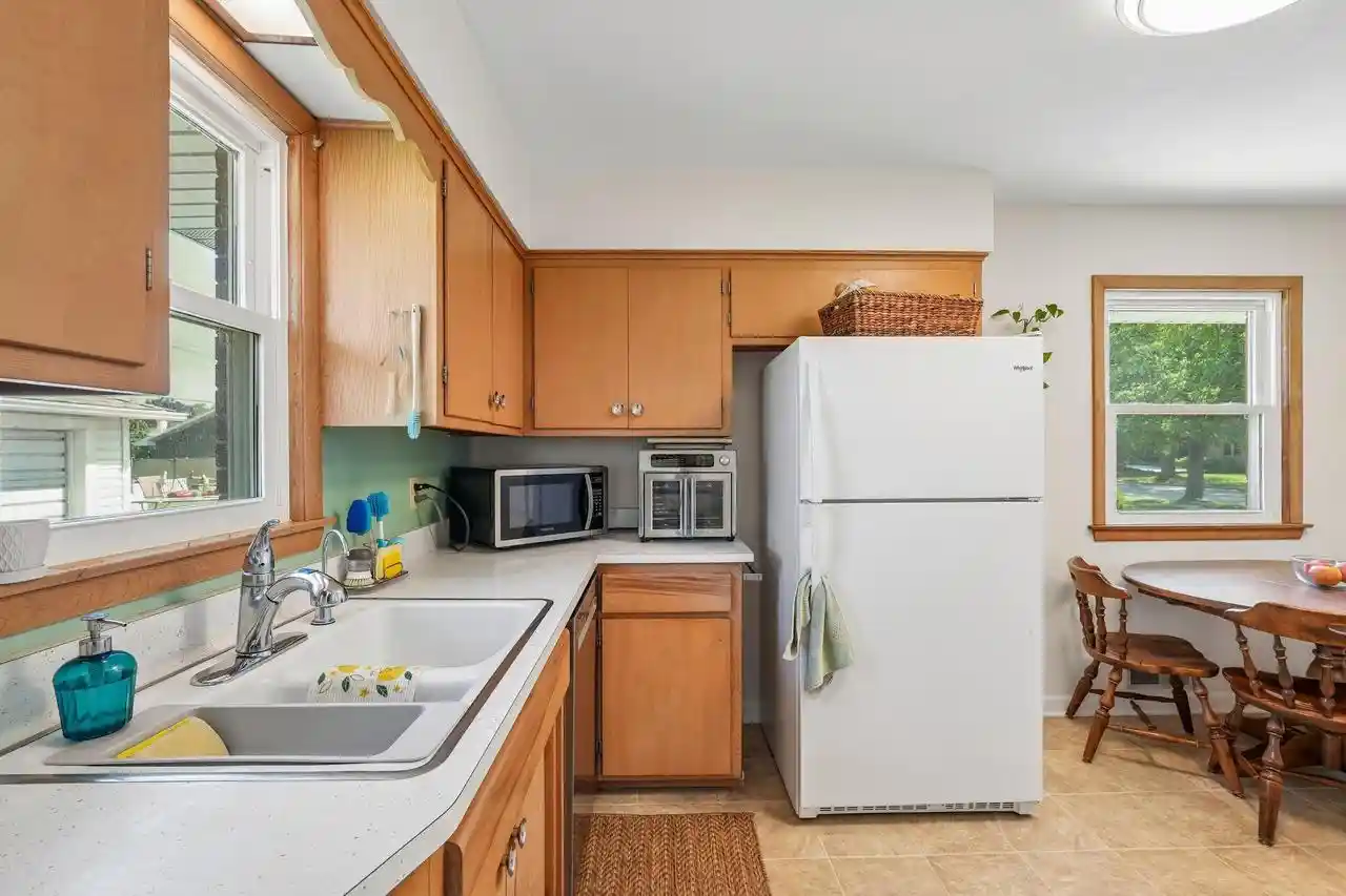 5th image of 8045 17Th Avenue Avenue, Kenosha, WI 53143 | MLS# 1969270