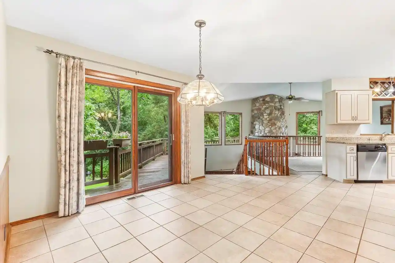 3rd image of N40W32786 Wildwood Lane Lane, Nashotah, WI 53058 | MLS# 1969273